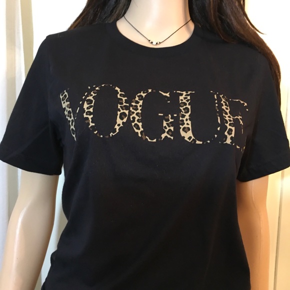 BLACK T~SHIRT WITH “VOGUE” IN LEOPARD A LEOPARD PRINT 100% COTTON - Picture 2 of 8